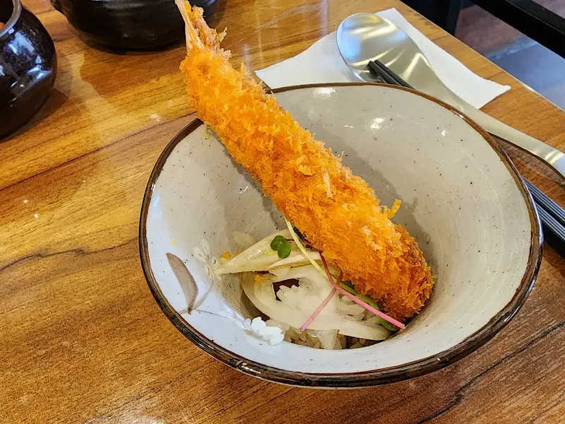 바삭한 새우튀김 덮밥