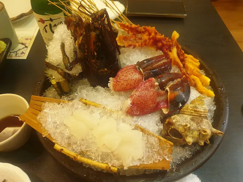 신선한 해산물 한 상