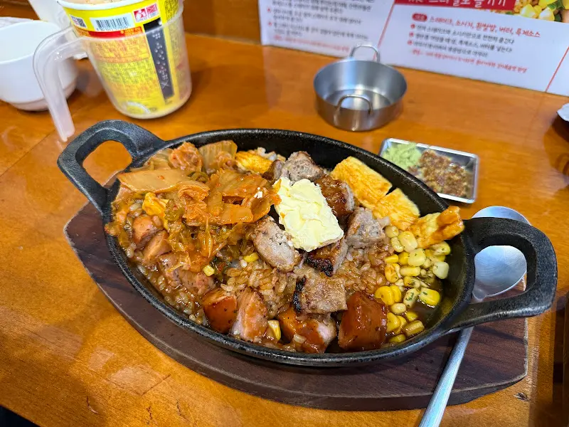 밥과 함께 즐기는 스테이크