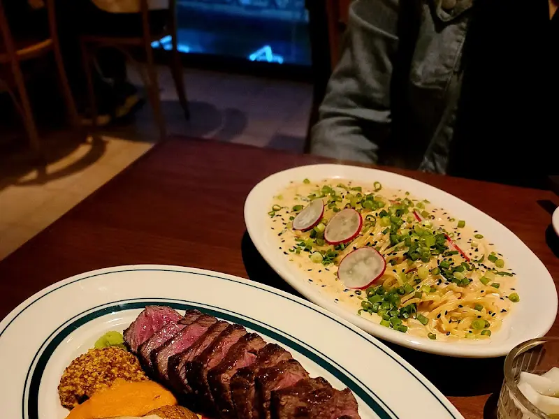 스테이크와 파스타