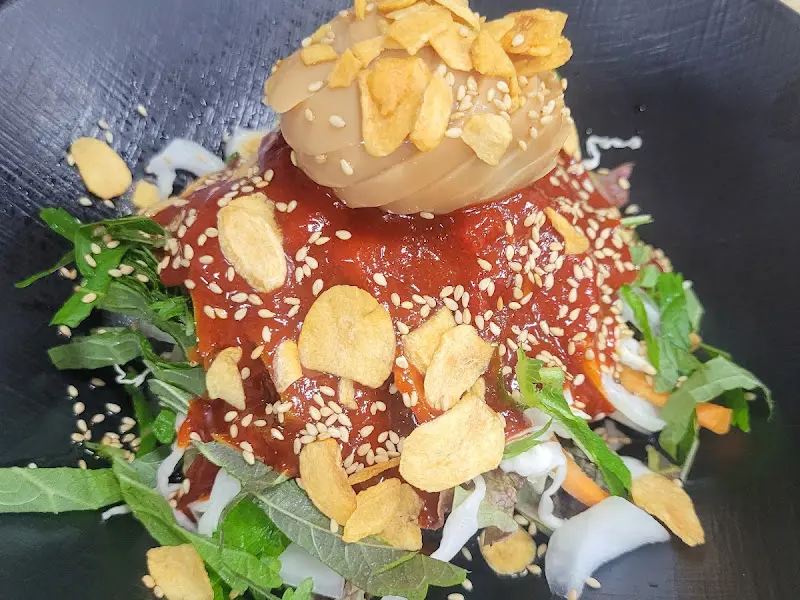 매콤달콤한 말고기 물회