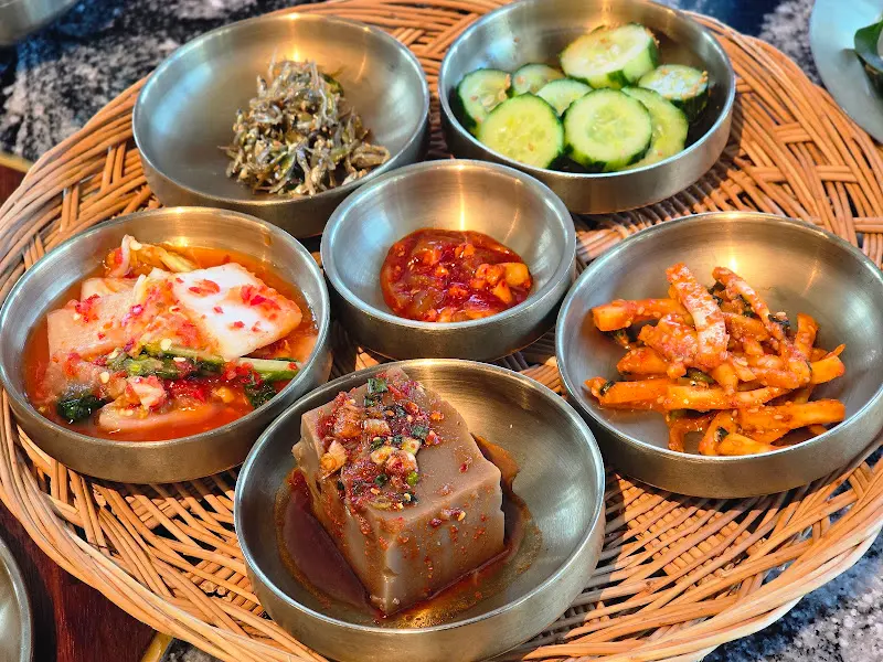 다채로운 밑반찬