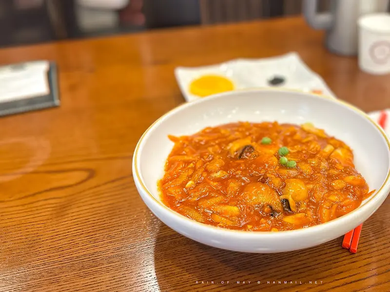 물짜장 테이블 세팅