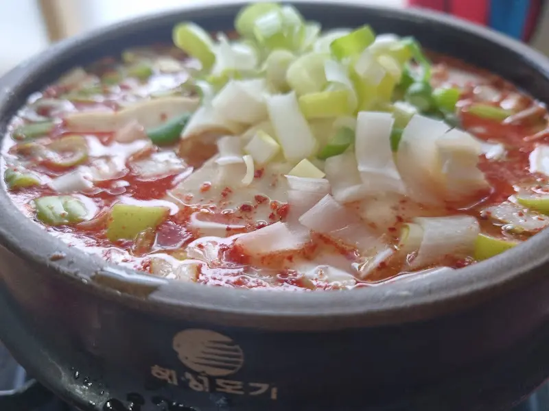 보글보글 끓는 순두부