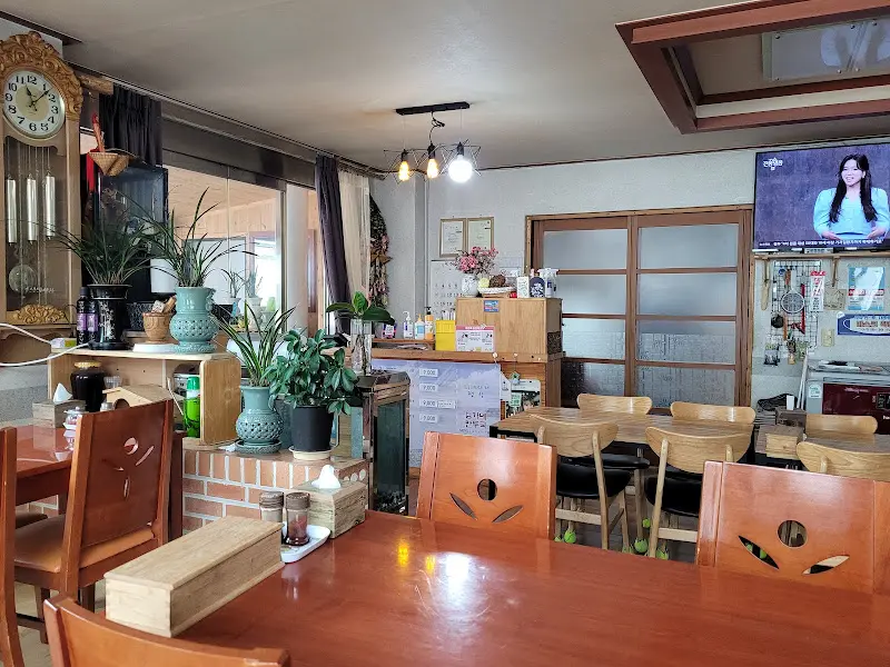 김가네손만두국 내부 모습