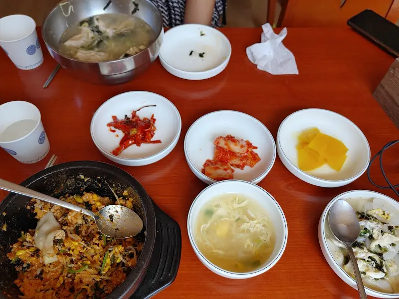 손만두국 한 상