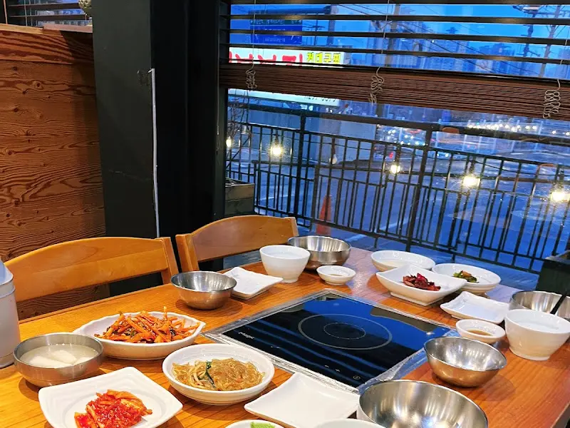 깔끔한 테이블 세팅