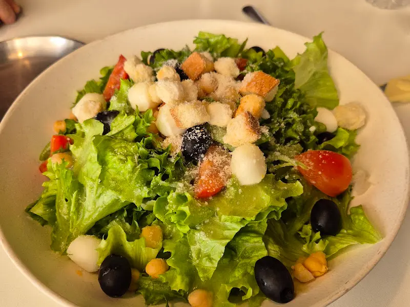 델씨엘로 샐러드 근접샷