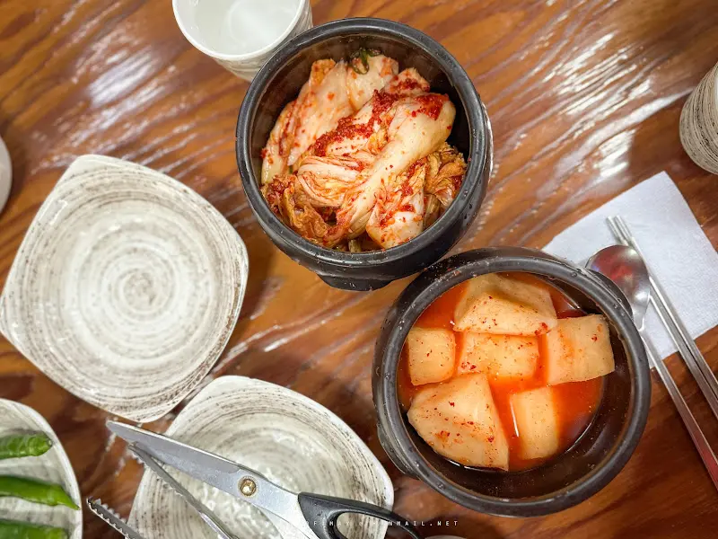 해장국과 곁들여 먹기 좋은 깍두기, 배추김치