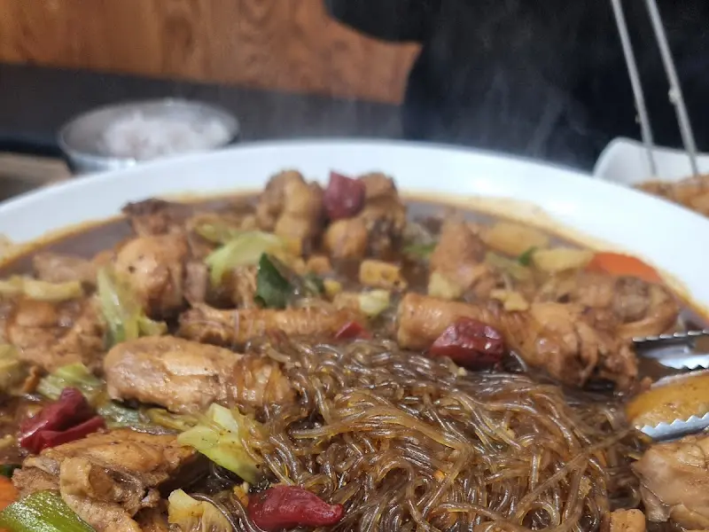 윤기가 흐르는 찜닭