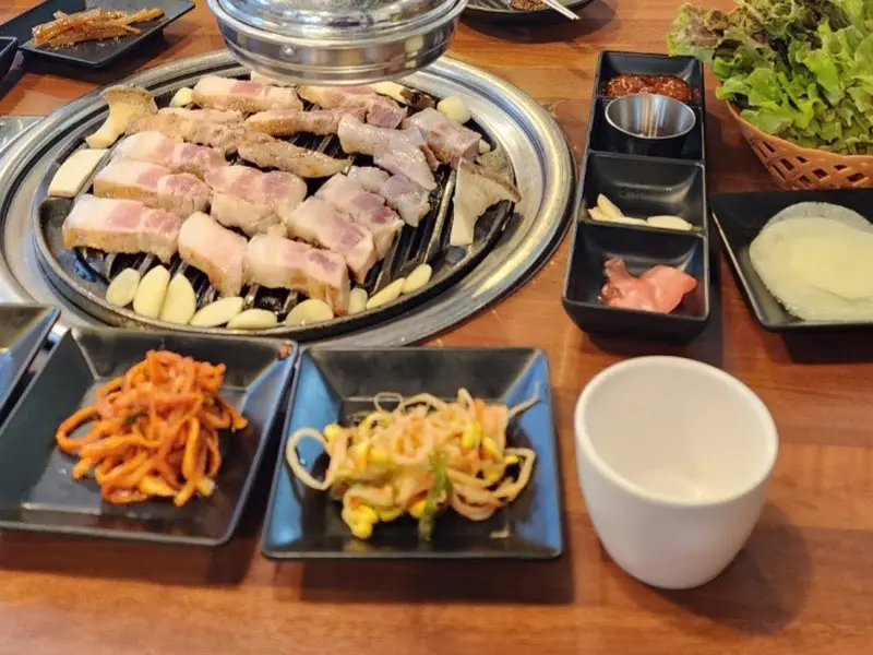 다채로운 밑반찬