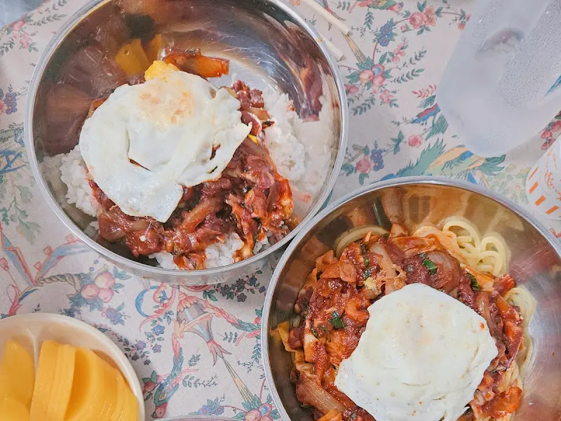 비빔짬뽕밥과 비빔짬뽕면