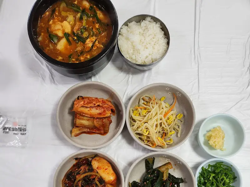 뚜거리탕과 밑반찬