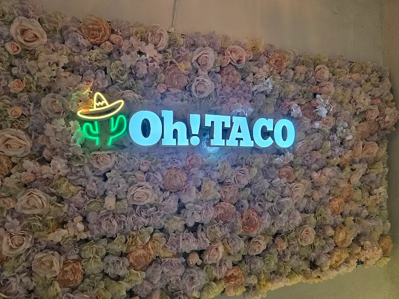 Oh!TACO 네온사인