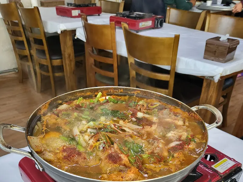 식당 내부 전경