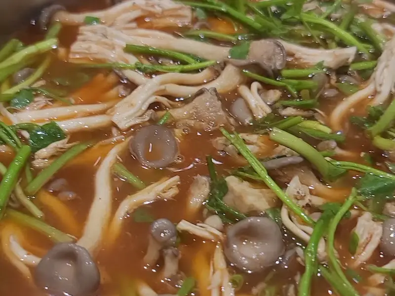 끓고 있는 샤브샤브