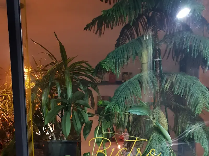 비스트로 퍼블릭 내부