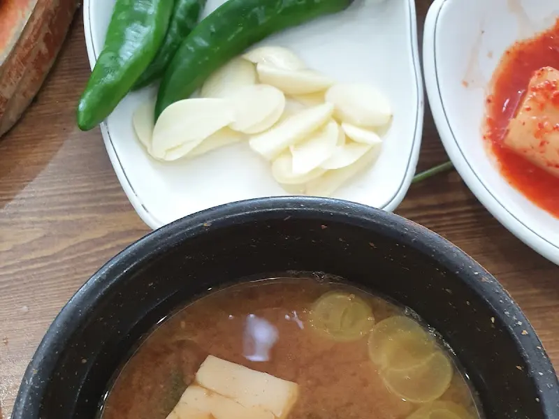 쌈 채소와 반찬