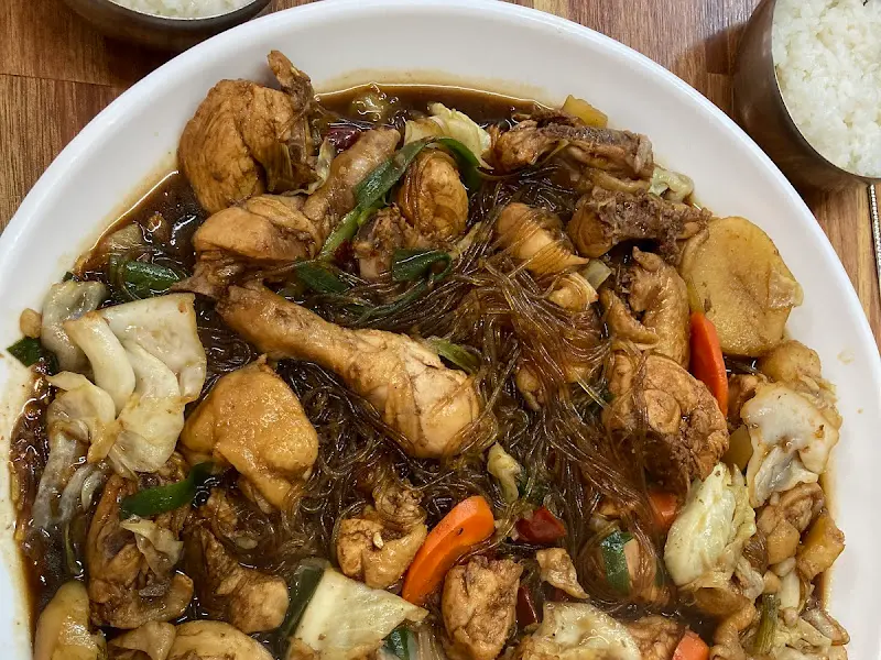 밥과 함께 즐기는 찜닭