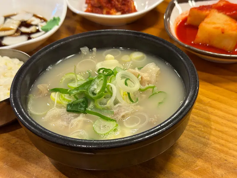 설렁탕 근접샷