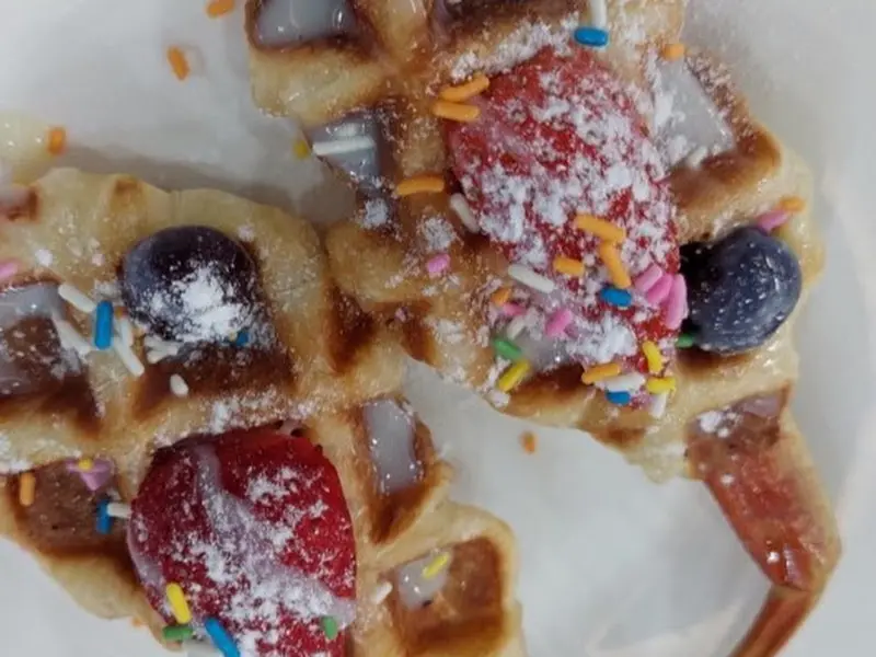 달콤한 와플과 대게의 만남