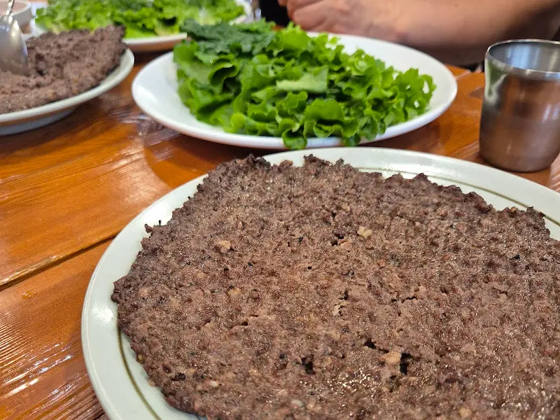 윤기가 흐르는 석쇠 불고기