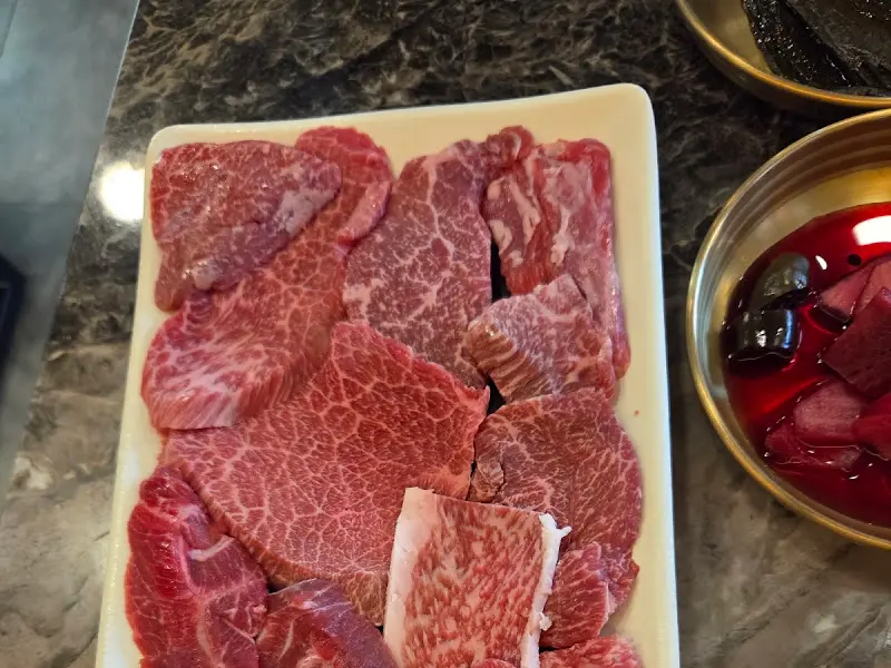 숯불 위에 구워지는 한우