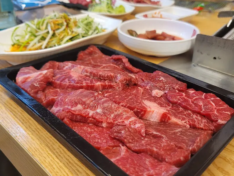 잘 구워진 한우