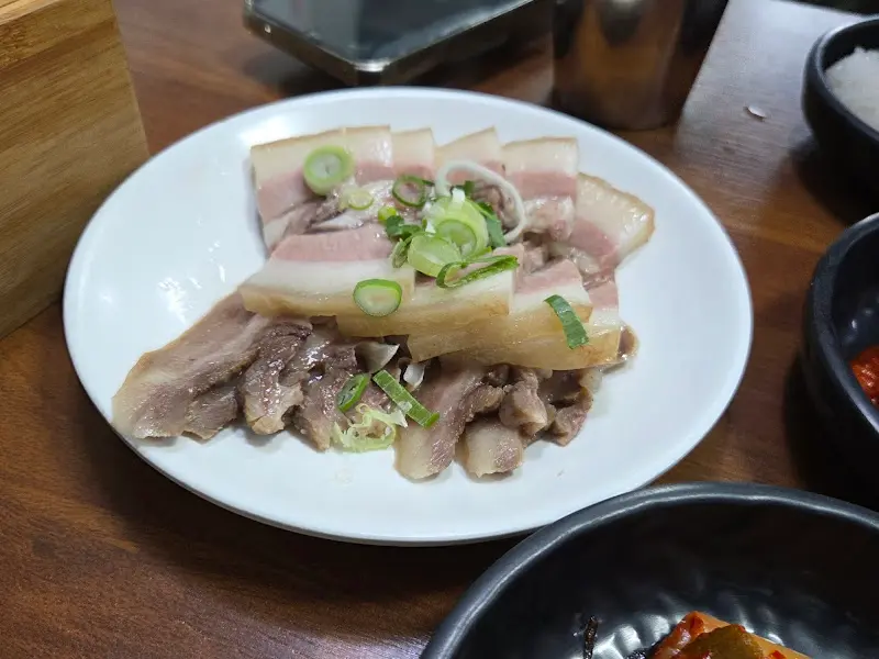 장수국밥 서비스