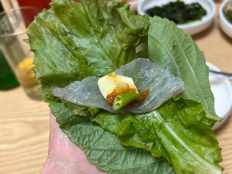 쌈으로 즐기는 생선회