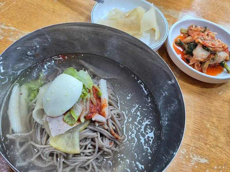 평양냉면 전체샷