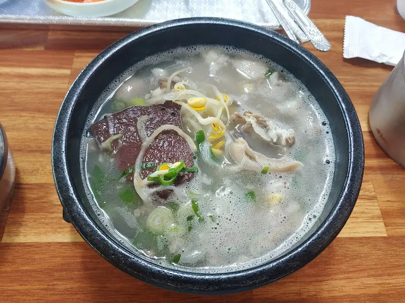 봉산식당 내장국밥