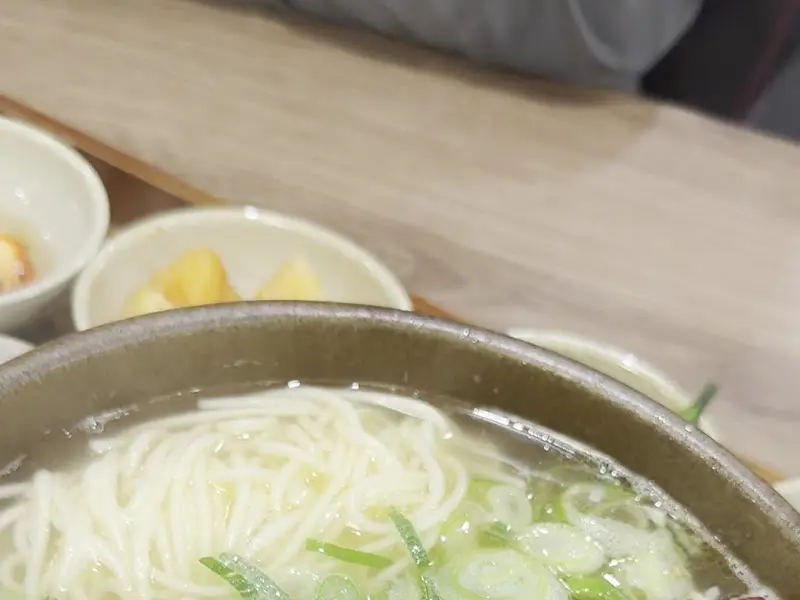 강갈비탕 면 클로즈업