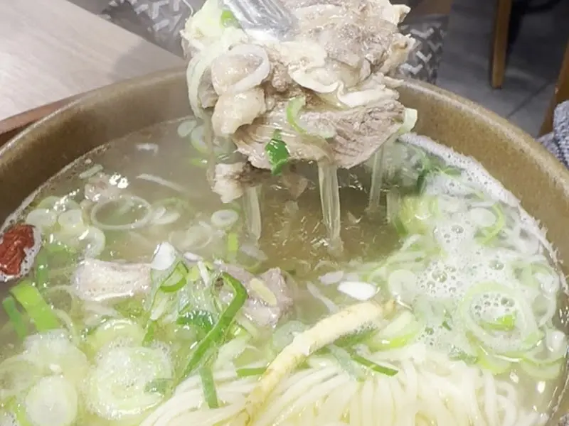 강갈비탕 내부