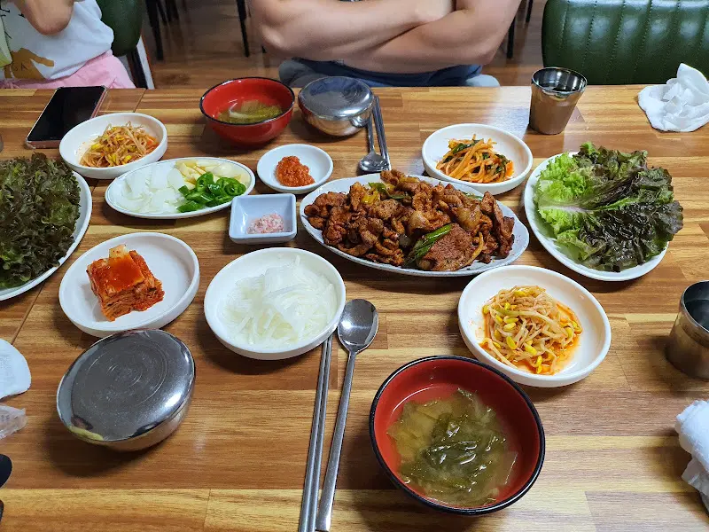 푸짐한 한 상 차림