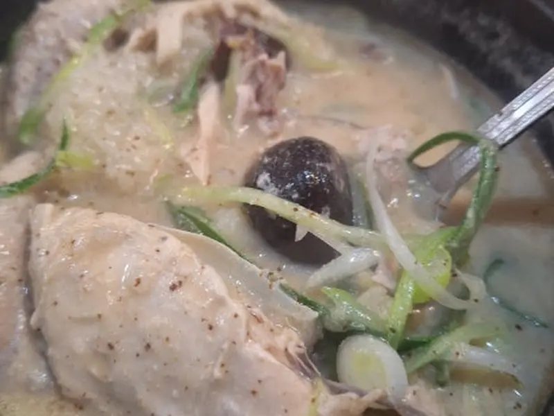 삼계탕 속 재료들