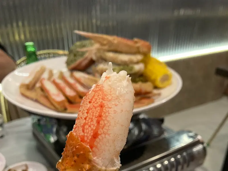 클로즈업된 대게 다리