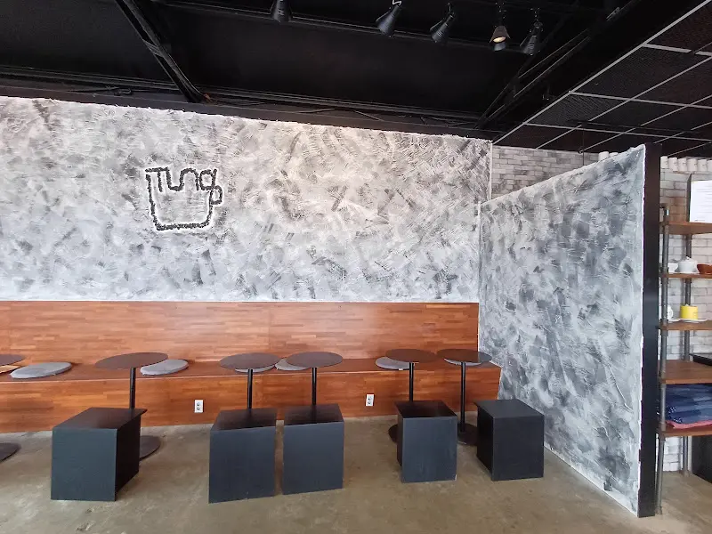 카페 내부 좌석