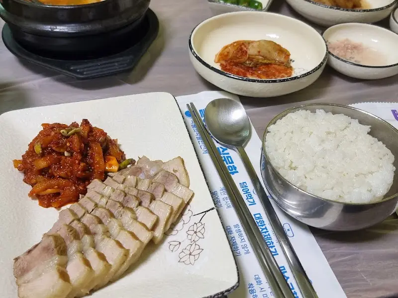 보쌈 정식 한상차림