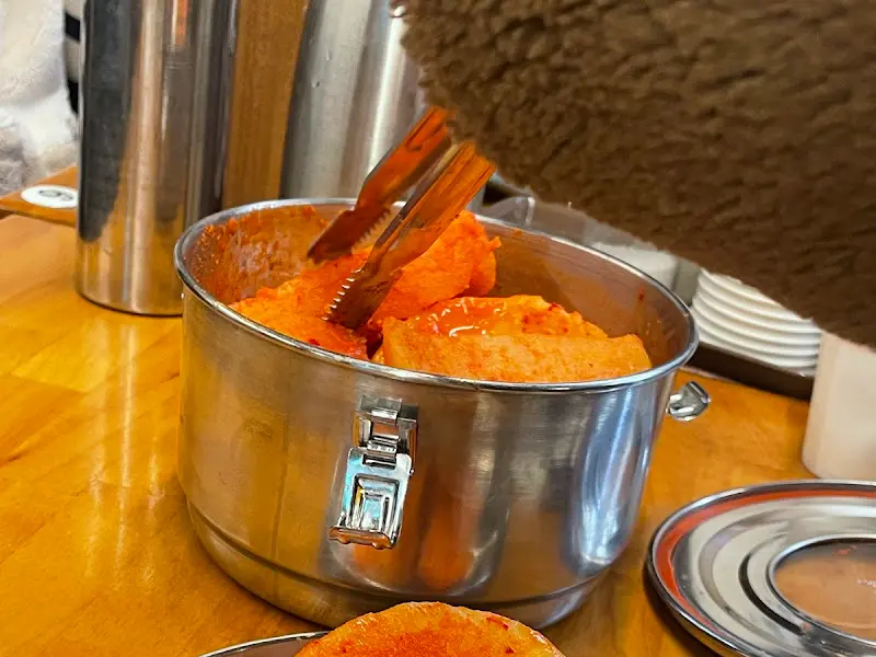 테이블 위 석박지