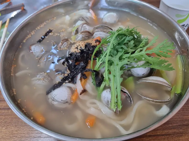 물총칼국수 확대샷