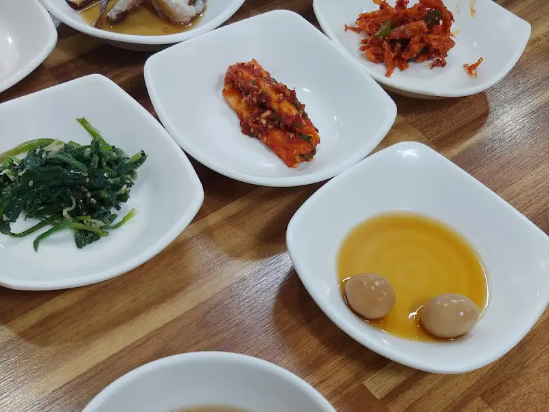 다양한 밑반찬 클로즈업