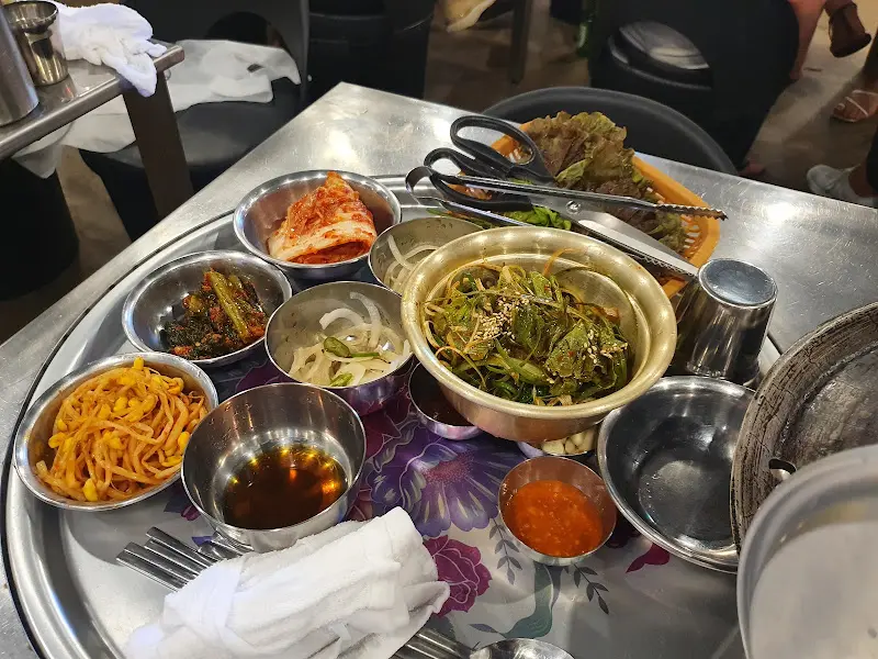 푸짐한 밑반찬 한 상 차림