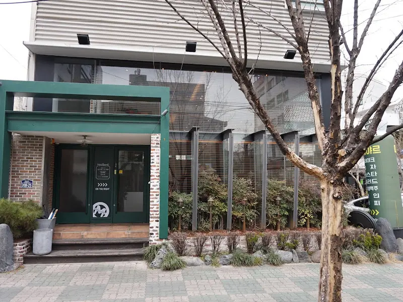 마이야르의 외부 모습