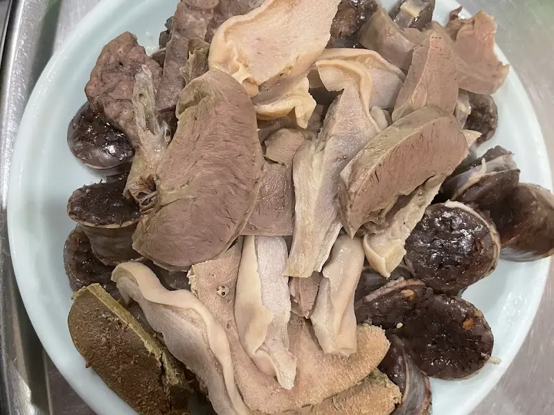 푸짐한 순대와 머리고기