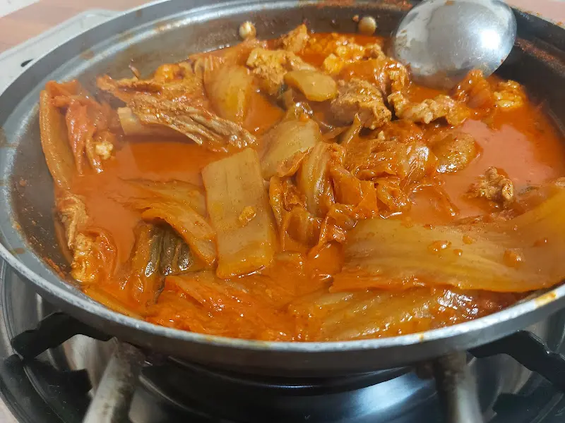 보글보글 김치찜