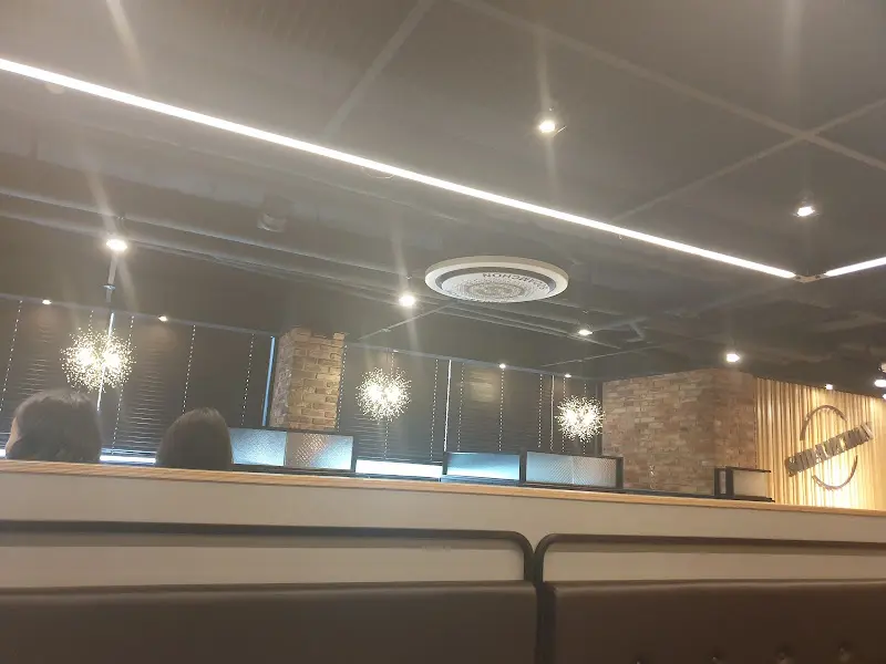 넓고 쾌적한 실내