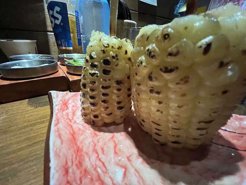 구운 옥수수 꼬치