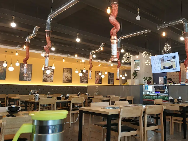 식당 내부 전경