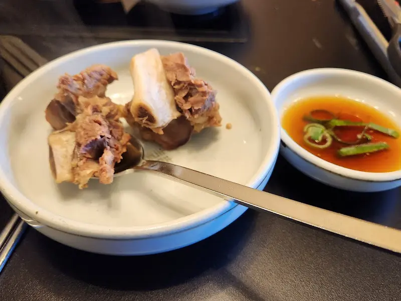 양념장에 찍어먹는 갈비